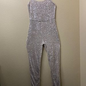 Women’s Sleeveless Shimmering  Jump Suit - (Cream)